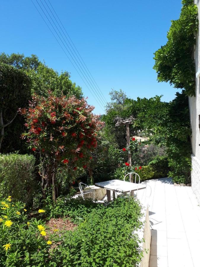 Appartements Dans Villa En Rez De Jardin Hyeres Ngoại thất bức ảnh