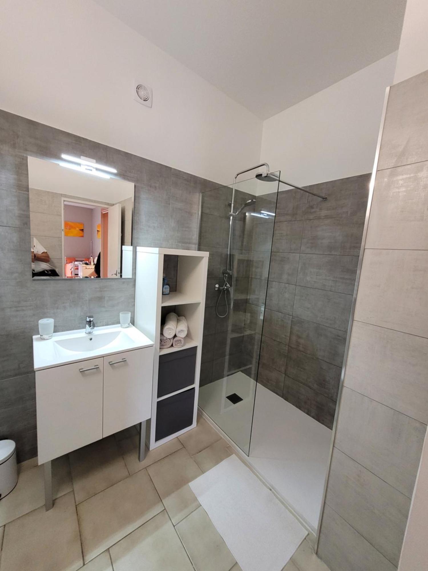 Appartements Dans Villa En Rez De Jardin Hyeres Ngoại thất bức ảnh