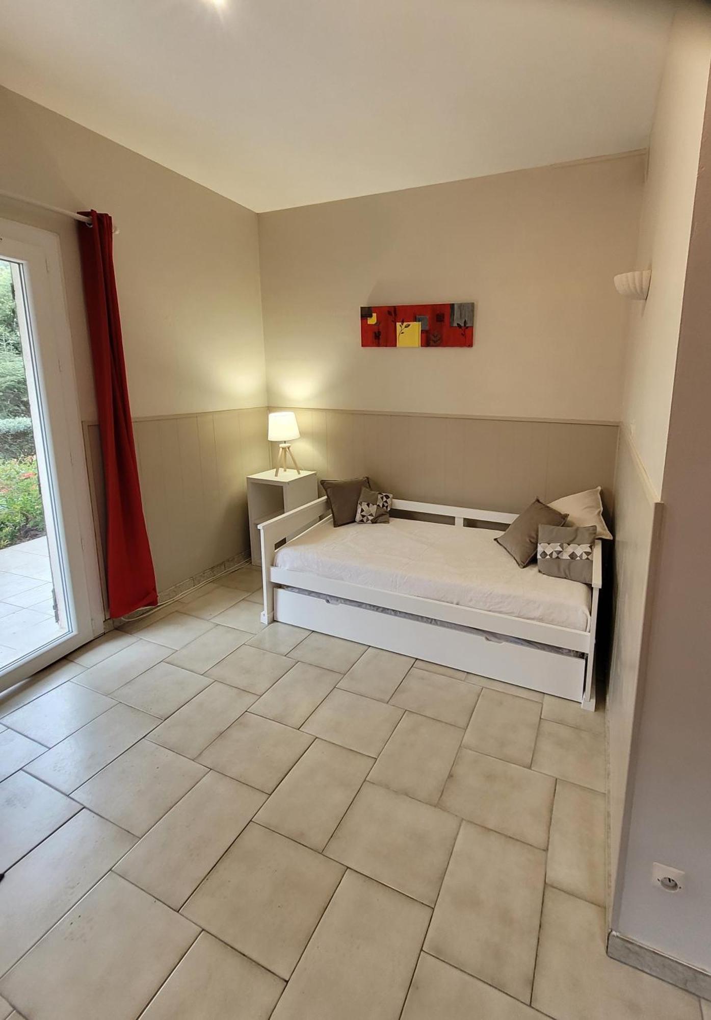 Appartements Dans Villa En Rez De Jardin Hyeres Ngoại thất bức ảnh